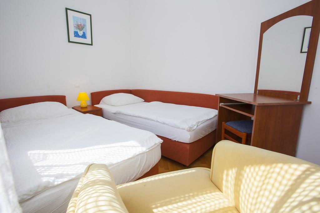 Apartments Ankora Tučepi Esterno foto