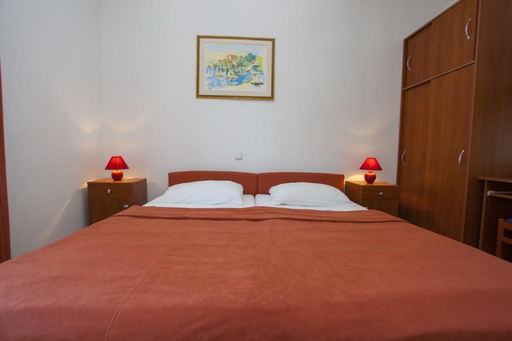 Apartments Ankora Tučepi Esterno foto