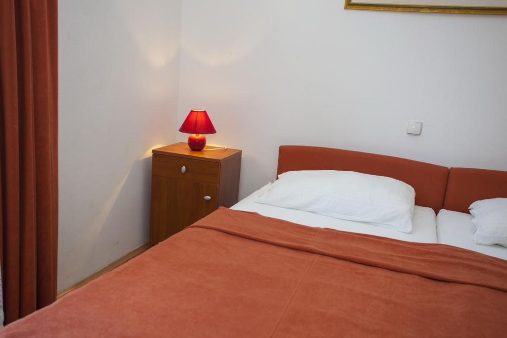 Apartments Ankora Tučepi Esterno foto